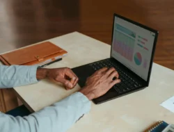 Bagaimana AI Merevolusi Digital Marketing dan Strategi Bisnis